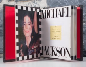 Michael Jackson (Hale) (05)